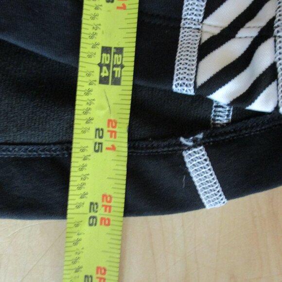 New Helly Hansen Lifa Jacket Womens medium - Picture 7 of 9